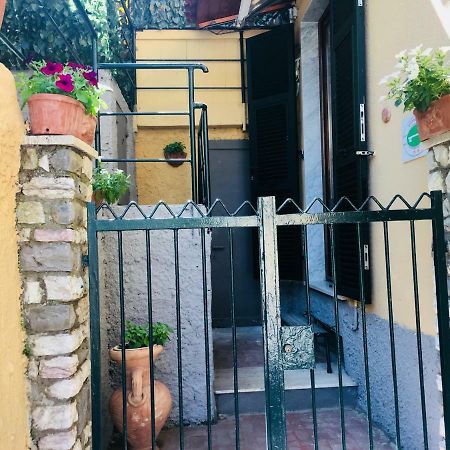 Hotel Il Giardino Segreto Tellaro Exterior foto